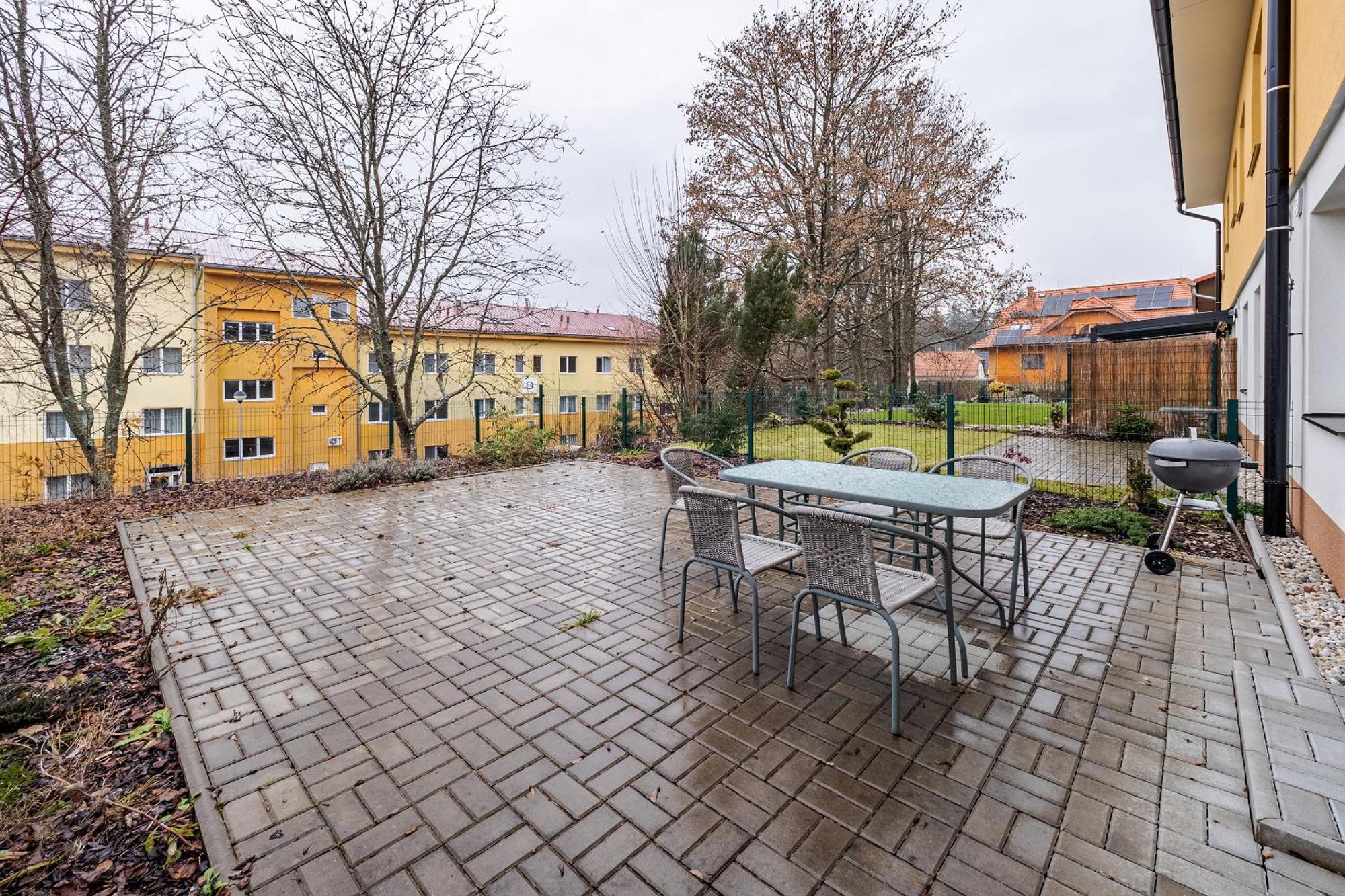 Private Luxury Apartments - Apartman G3 Frymburk Buitenkant foto