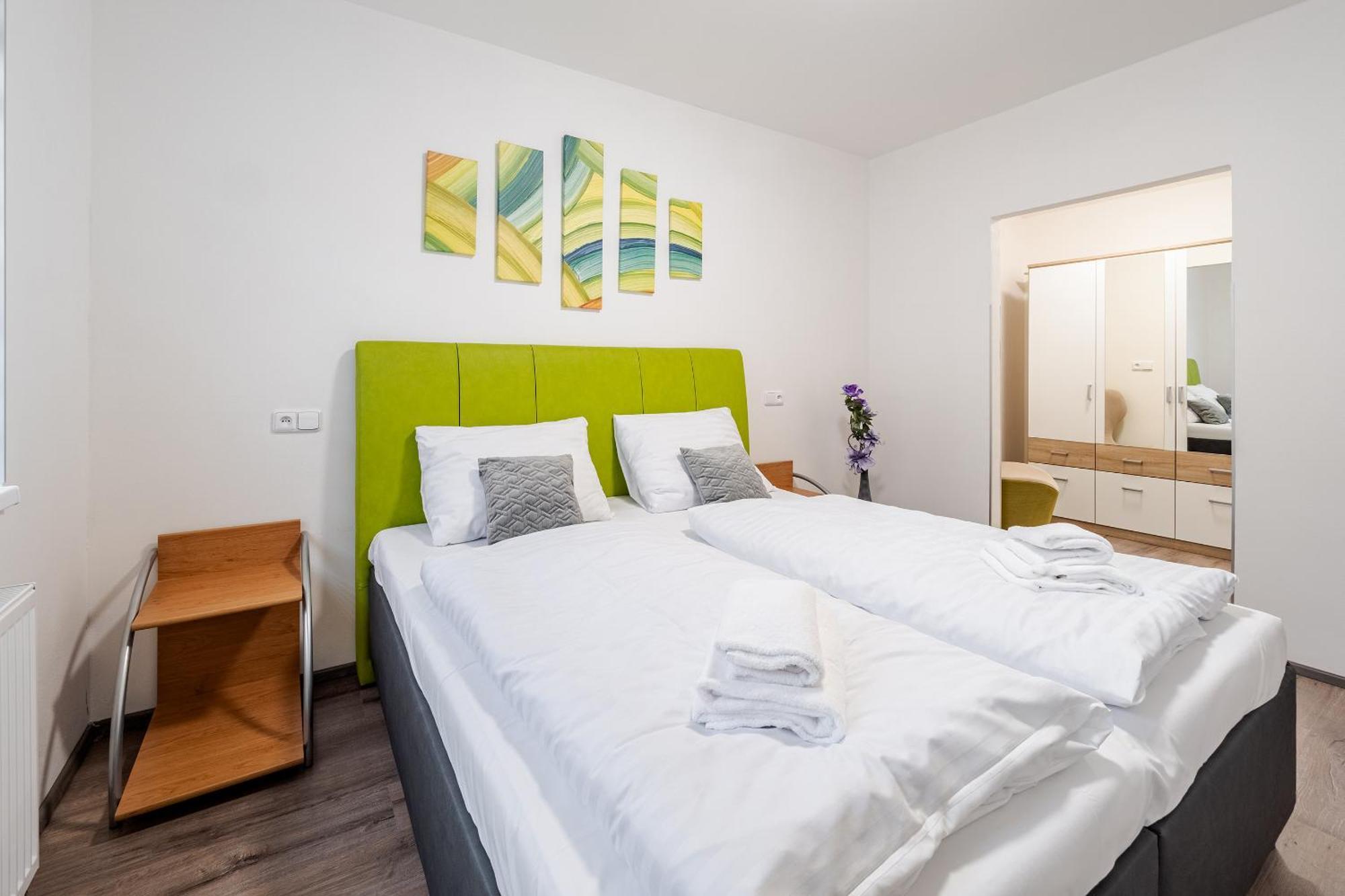 Private Luxury Apartments - Apartman G3 Frymburk Buitenkant foto